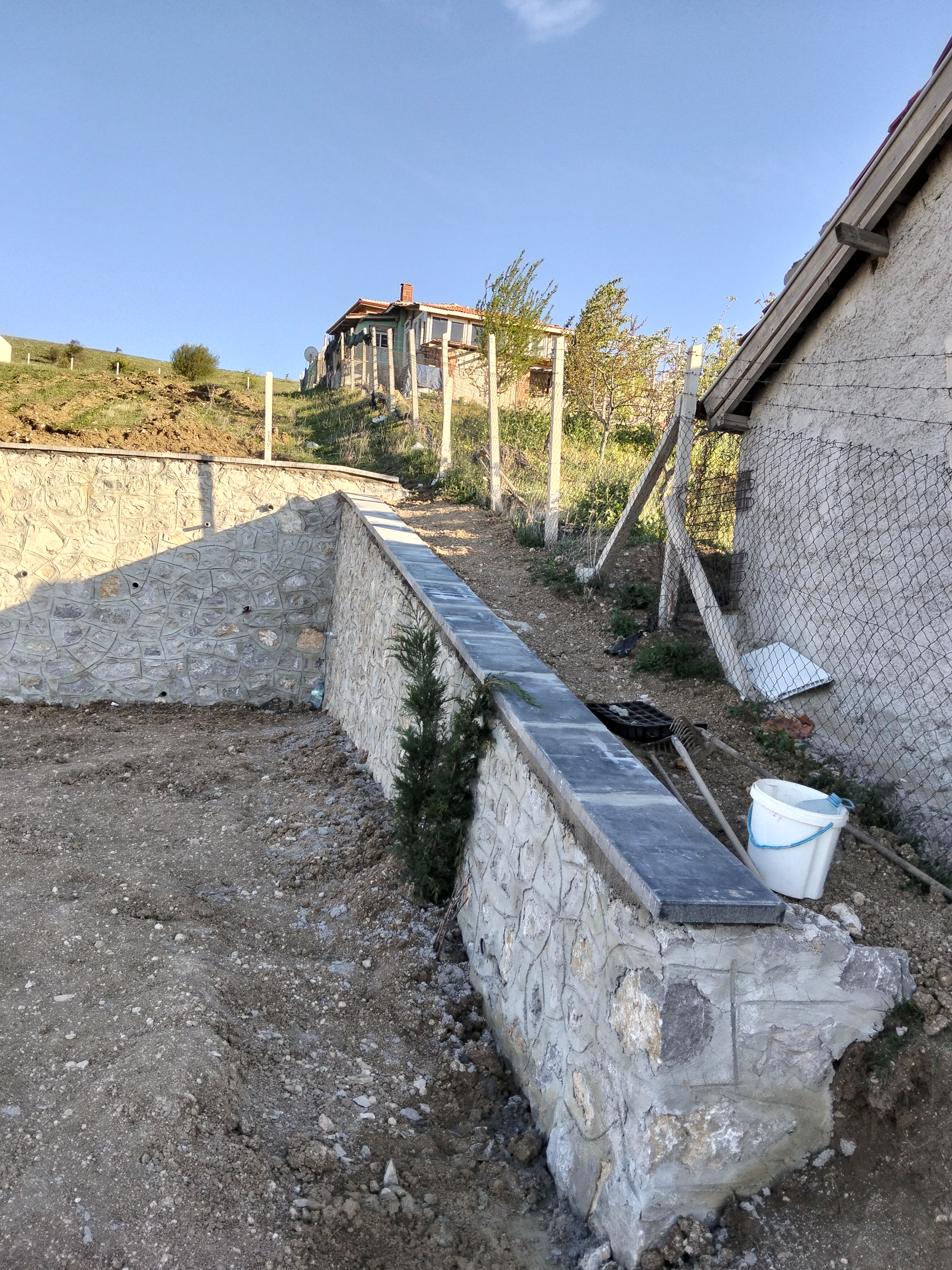 Taş Duvar Üstü Bordür ve Karo Uygulama Çalışması